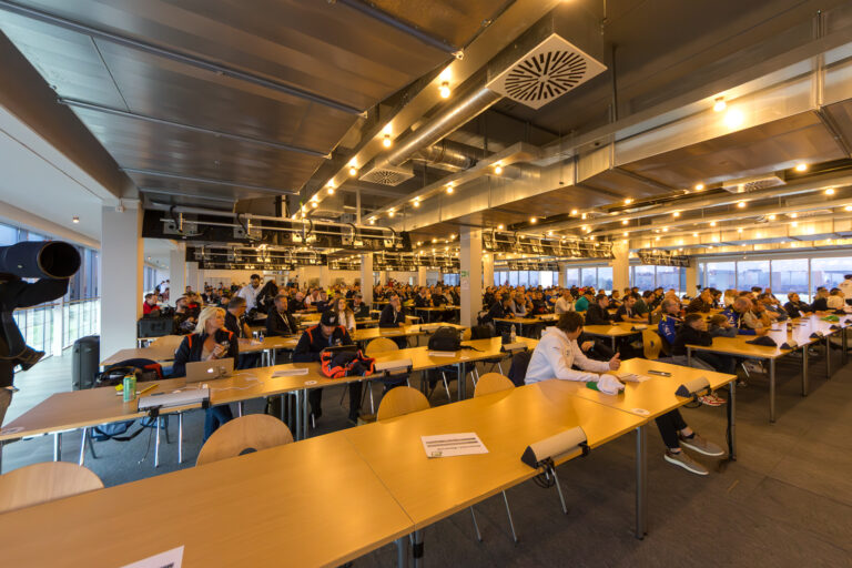 AJ2A0119-Verbessert-RR.jpg
