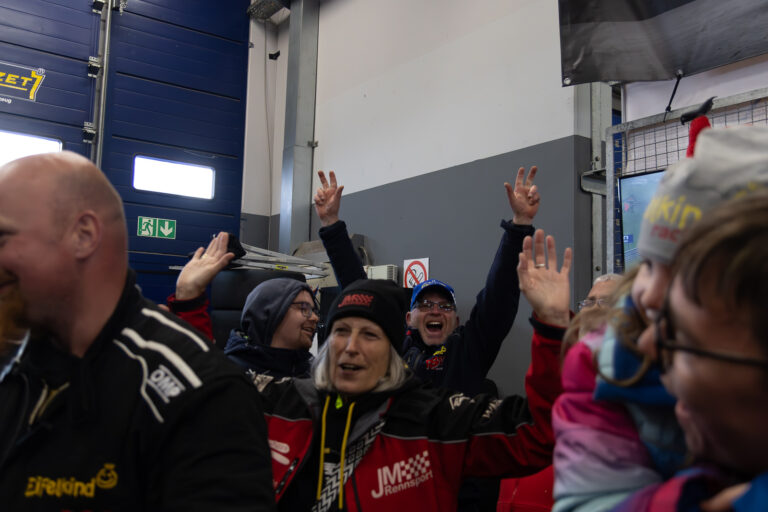AJ2A0120-Verbessert-RR.jpg AJ2A0120-Verbessert-RR.jpg