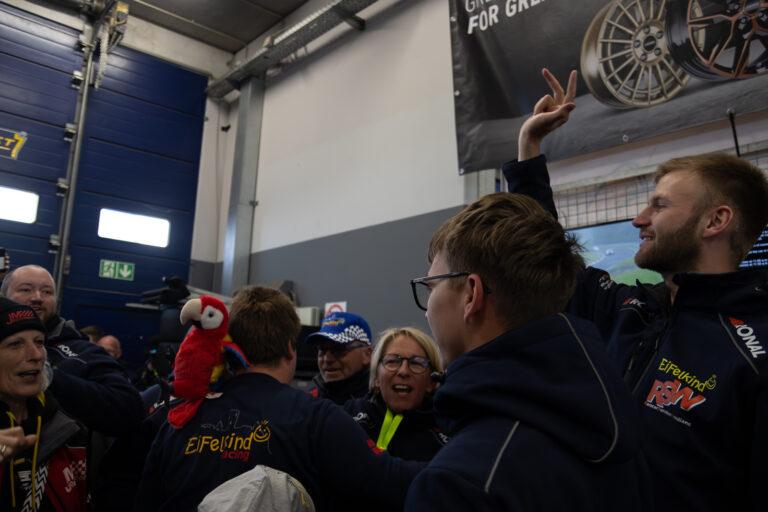 AJ2A0140-Verbessert-RR.jpg AJ2A0140-Verbessert-RR.jpg
