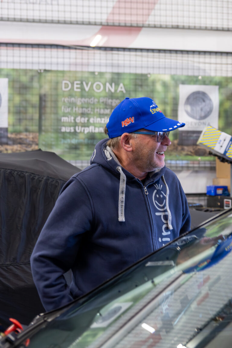 AJ2A4216-Verbessert-RR.jpg AJ2A4216-Verbessert-RR.jpg