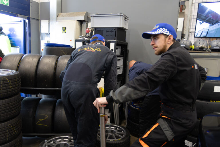 AJ2A4632-Verbessert-RR.jpg AJ2A4632-Verbessert-RR.jpg